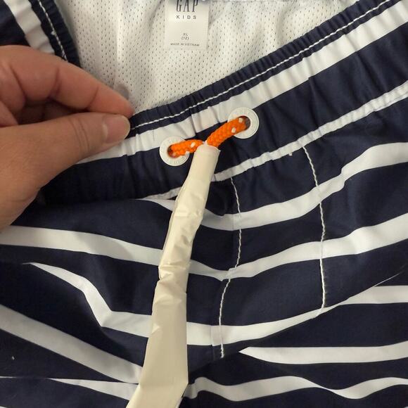 Gap Youth Swim trunks, Blue/White Stripes, XL 12 - Picture 3 of 8
